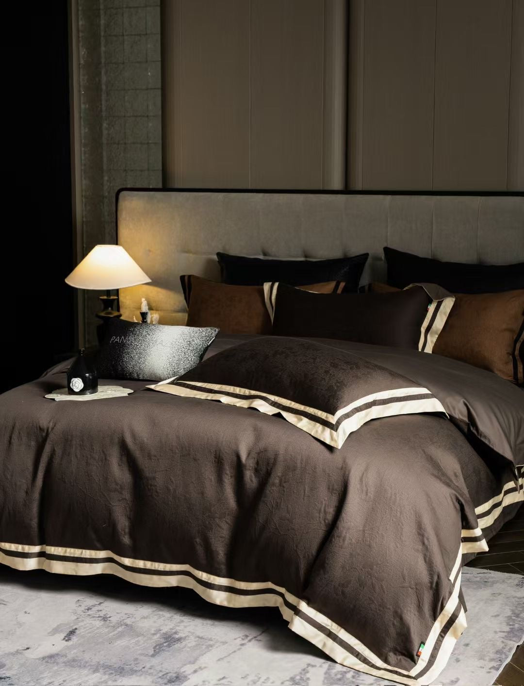 SERENITÀ NOTTURNA BEDDING SET