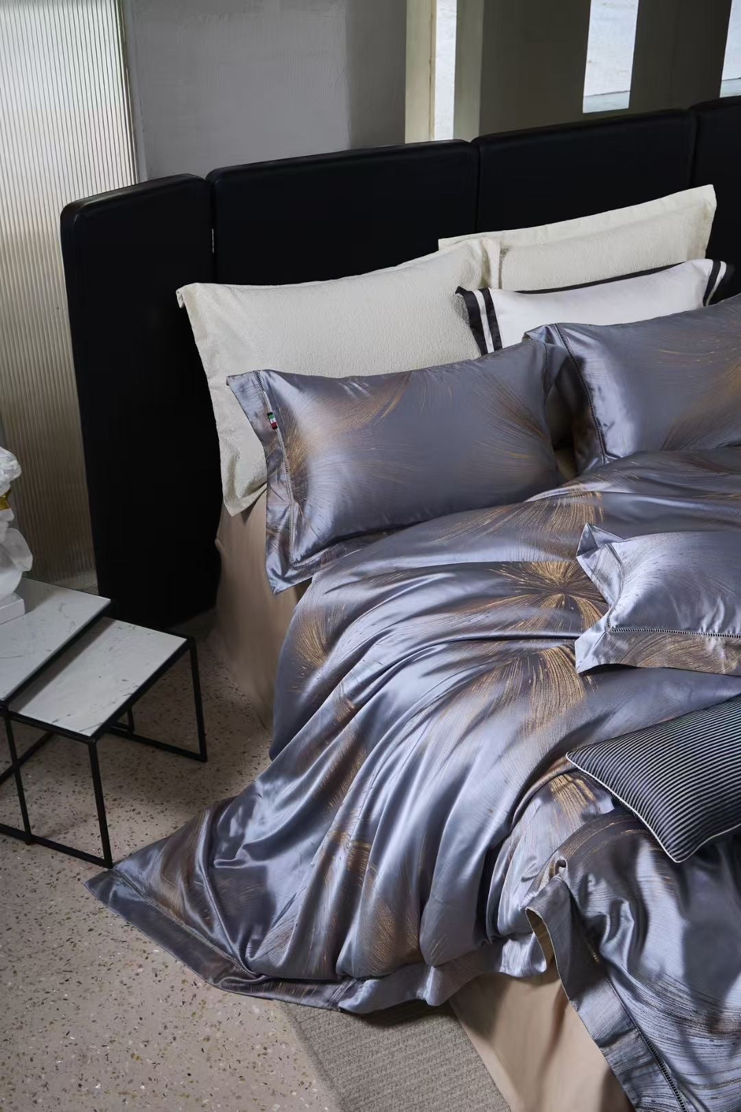 RÊVE DE LUMIÈRE BEDDING SET