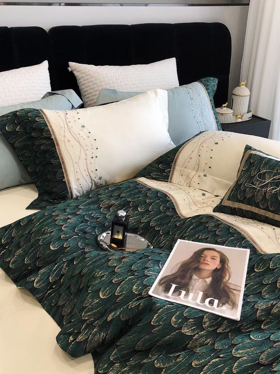 ROYAL PEACOCK BEDDING SET