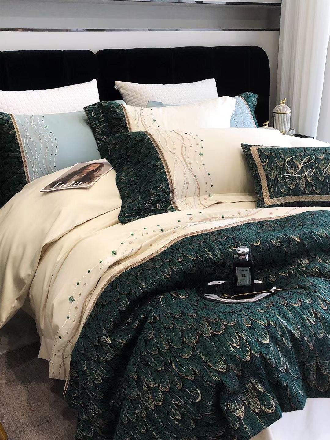 ROYAL PEACOCK BEDDING SET