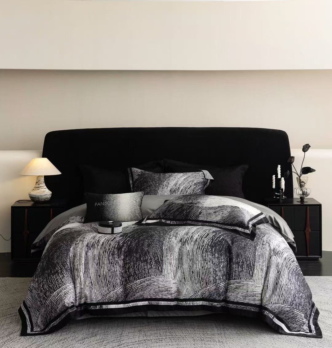 OBSIDIAN DREAMS BEDDING SET