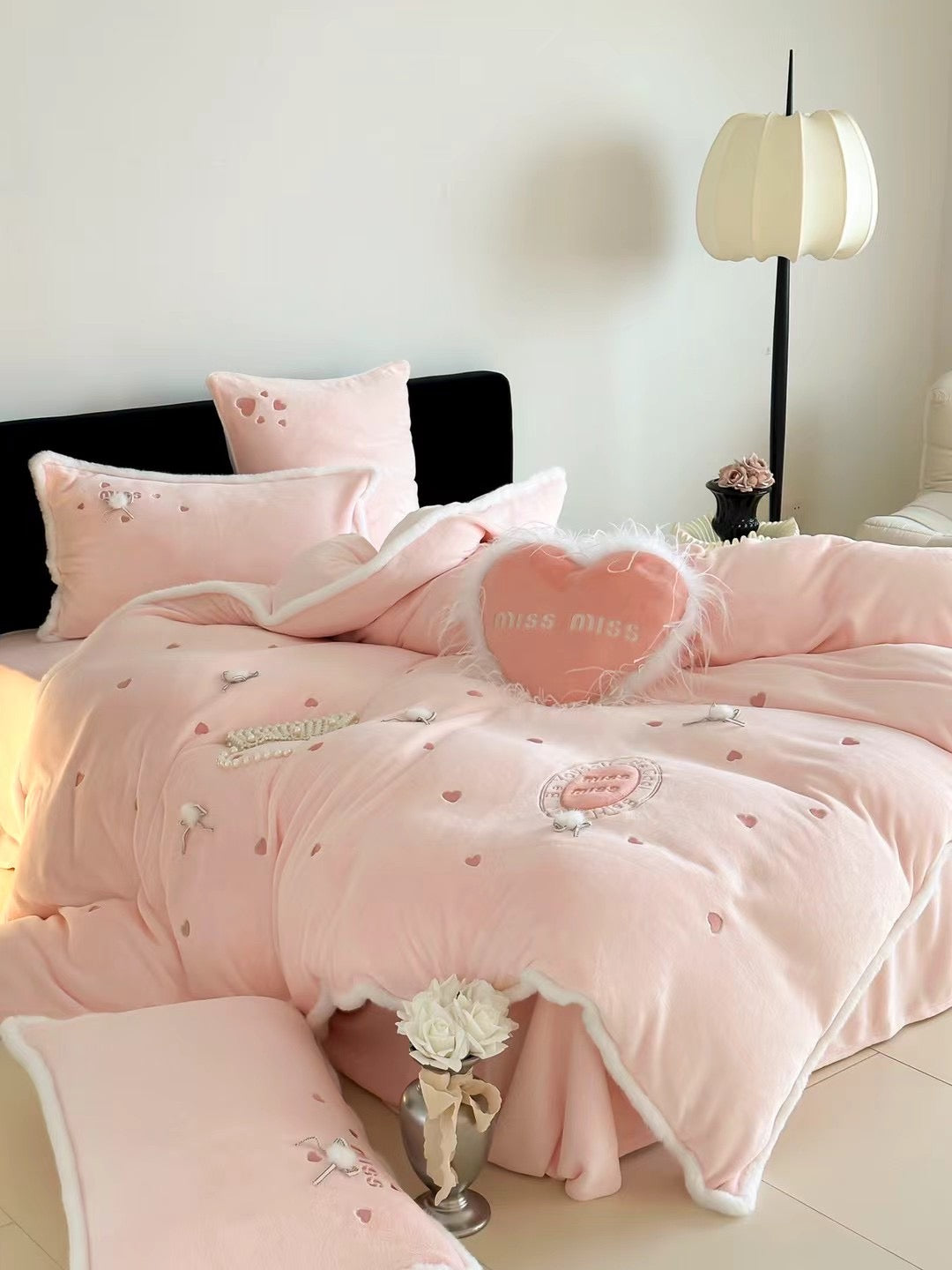 Madeleine Warm Embrace Bedding Set