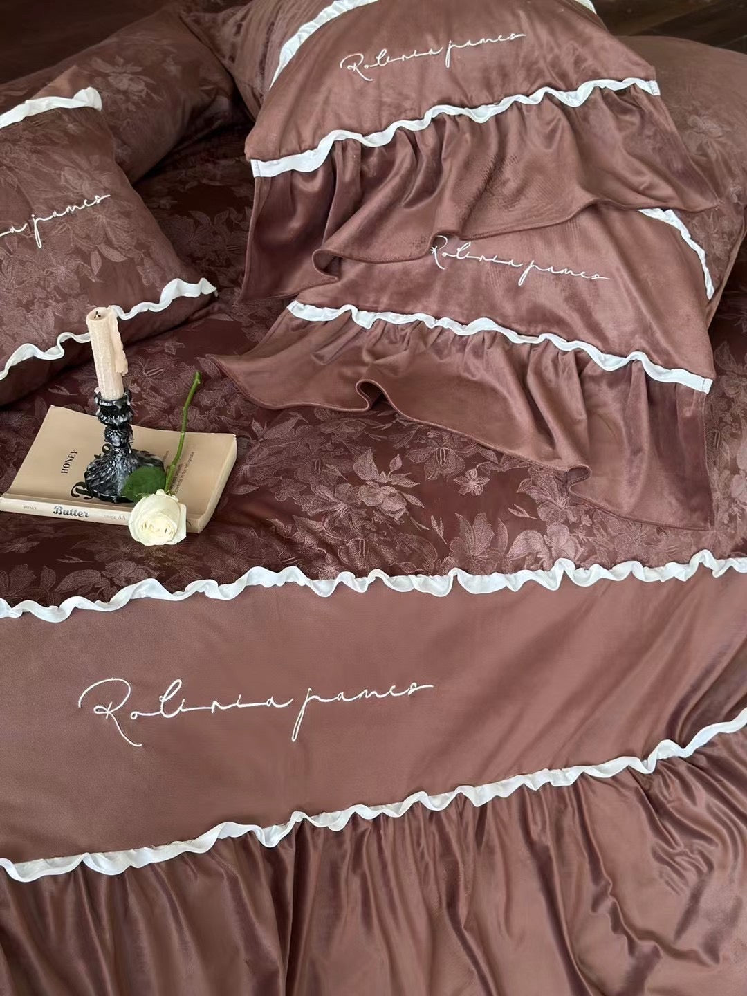 Château Velours Warmth Bedding Set