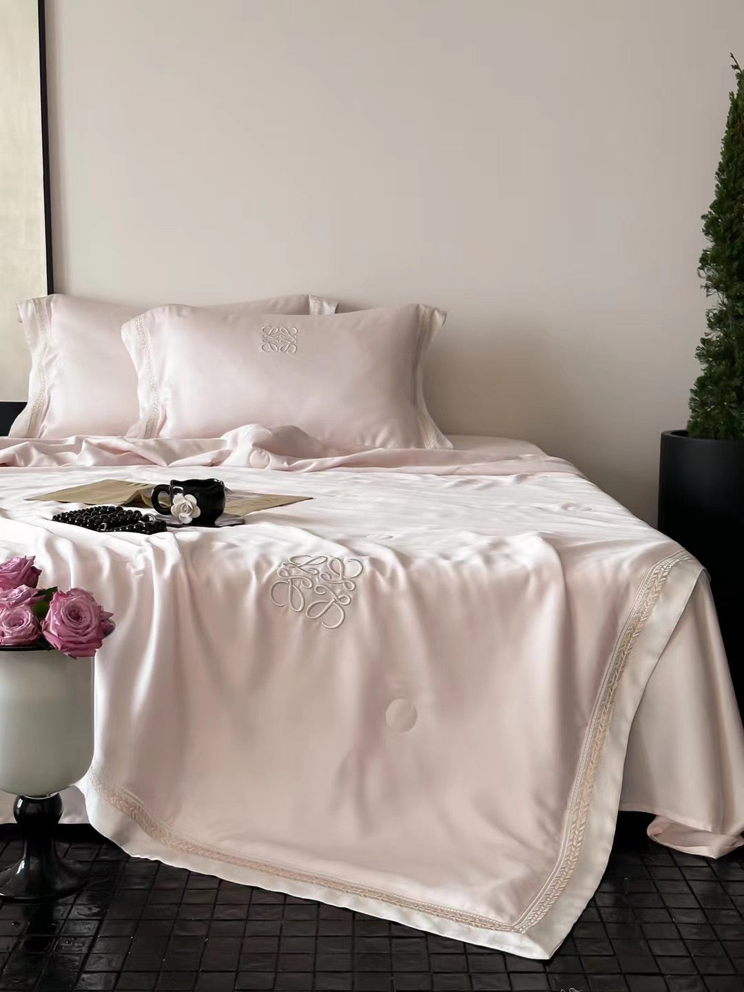 VELORA BLISS BEDDING SET