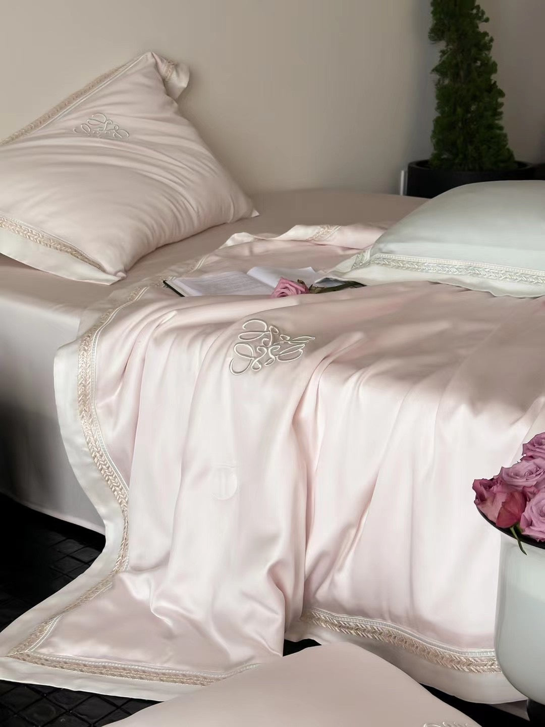 VELORA BLISS BEDDING SET