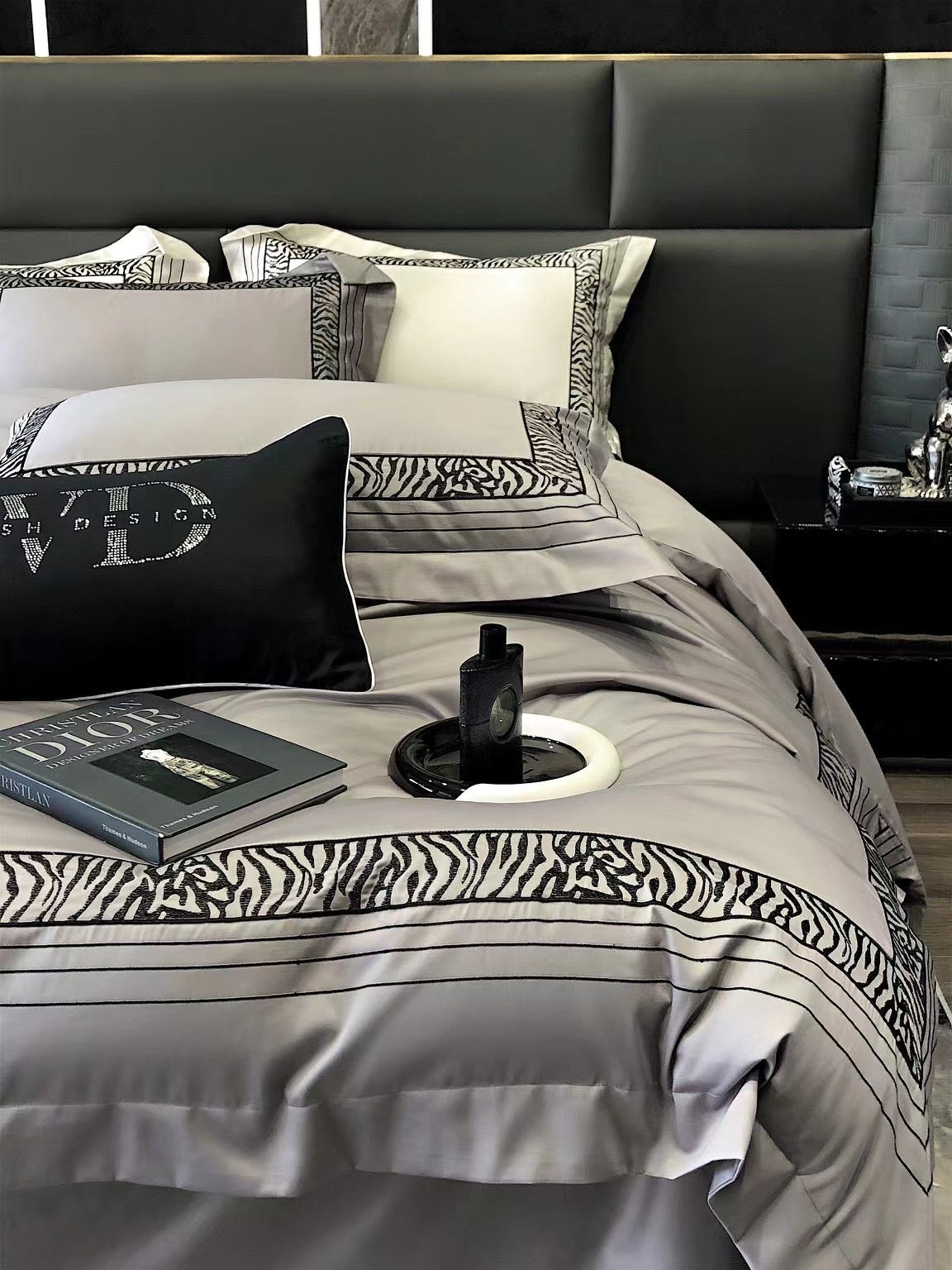 ZEBRA LUXE BEDDING SET