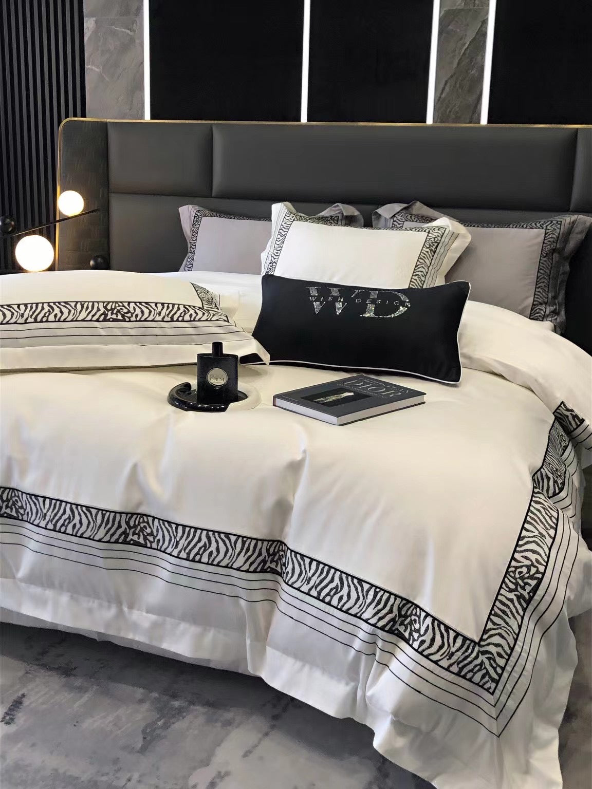 ZEBRA LUXE BEDDING SET